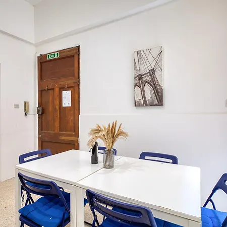 New 4-bedroom Apartment, Steps From The Promenade By Sf Homes *