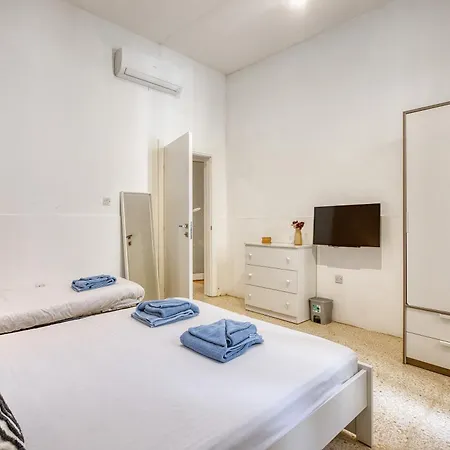 New 4-bedroom Apartment, Steps From The Promenade By Sf Homes * Sliema