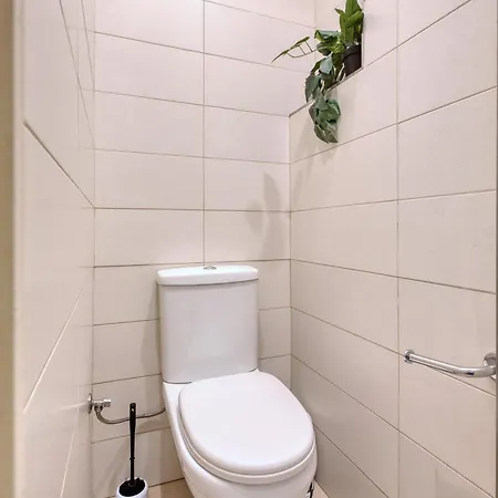 New 4-bedroom Apartment, Steps From The Promenade By Sf Homes Apartment Sliema