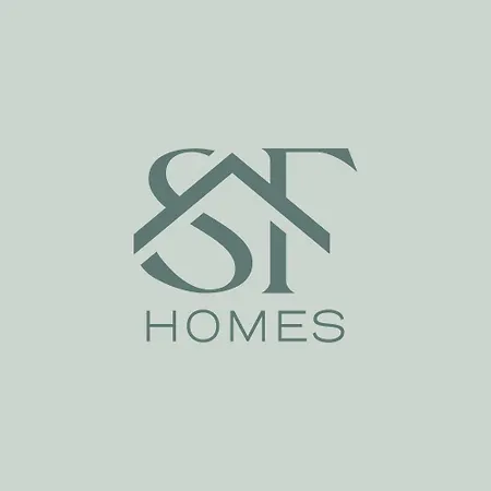 New 4-bedroom Apartment, Steps From The Promenade By Sf Homes *